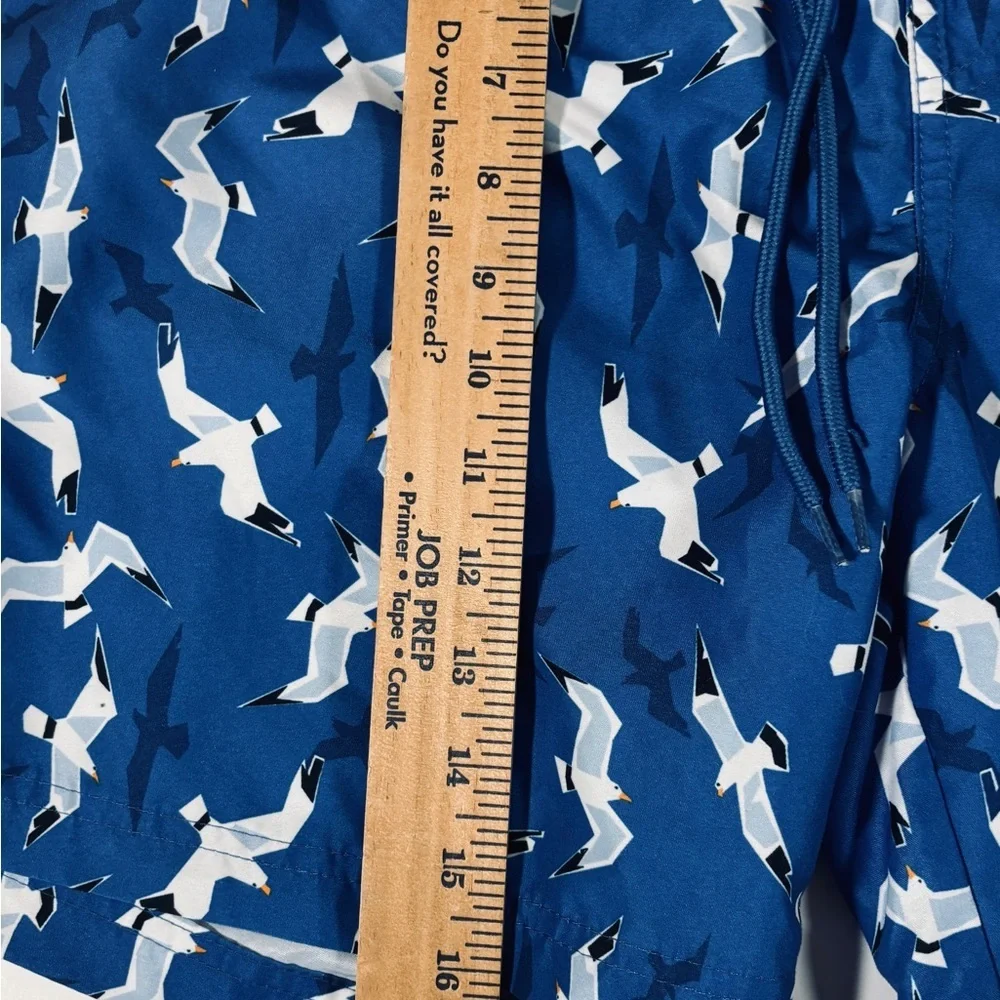 CLUB ROOM Room Seagulls Quick Dry  Size M Springbreak Crusiewear Vacation